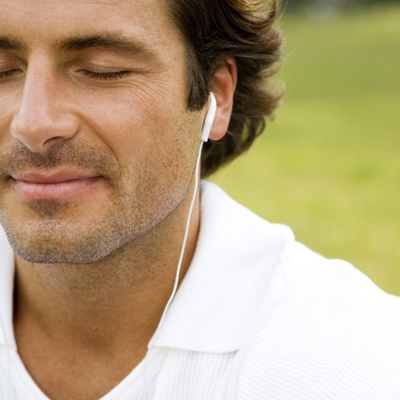 با گوش دادن به موسیقی به خودتان گوش دهید